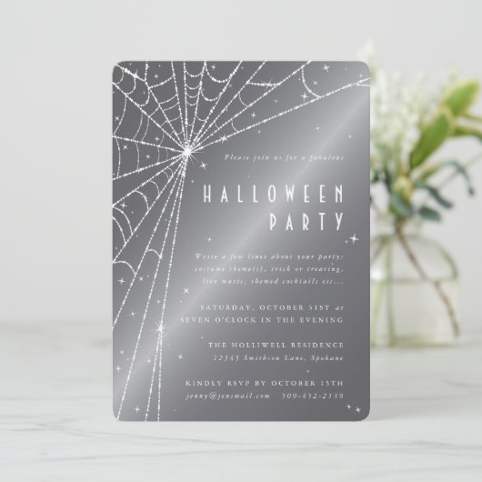 Silver-Gray Sparkling Spider Web Halloween-Party Einladung (Stehend Vorderseite)