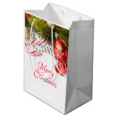 Silver Green and Red Christmas Decks Mittlere Geschenktüte (Rückseite Schrägansicht)