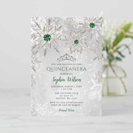 Silver Green Snowflake Princess Tiara Quinceañera Einladung (Stehend Vorderseite)