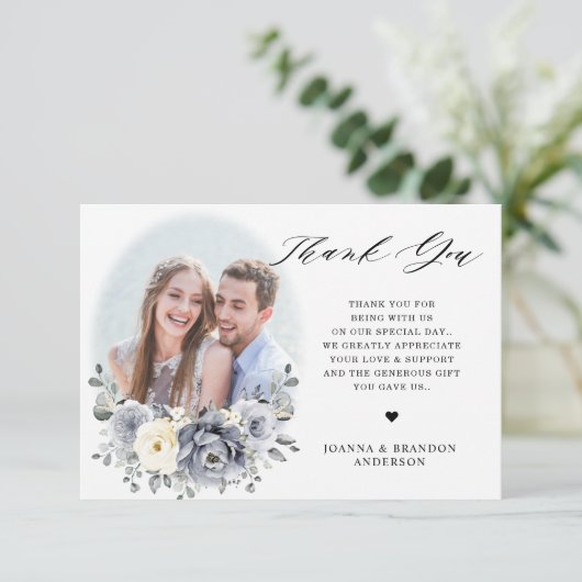 Silver Grey Ivory Floral Winter Rustikale Hochzeit Dankeskarte (Stehend Vorderseite)