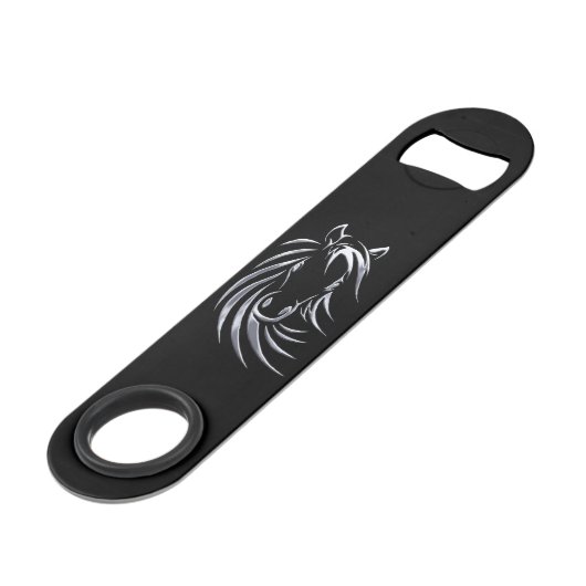 Silver Horse Head auf Black Speed Flaschenöffner (Vorderseite Schrägansicht)