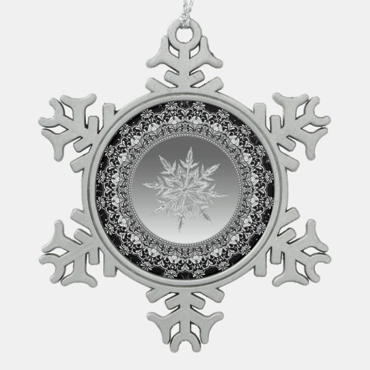Silver Ice Snowflake Pewter Weihnachtsschmuck Schneeflocken Zinn-Ornament (Vorderseite)