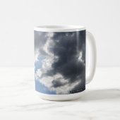 "Silver in the Sky" Wolken auf einem Kaffeetasse (VorderseiteRechts)