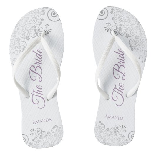Silver Lace & Lavender Script The Bride Wedding Badesandalen (Fußbett)