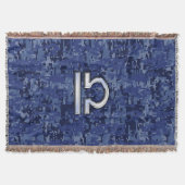 Silver Libra Zodiac Sign auf blauer digitaler Camo Decke (Vorderseite)