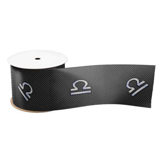Silver Libra Zodiac Symbol auf Carbon Fibre Print Satinband (Spule)