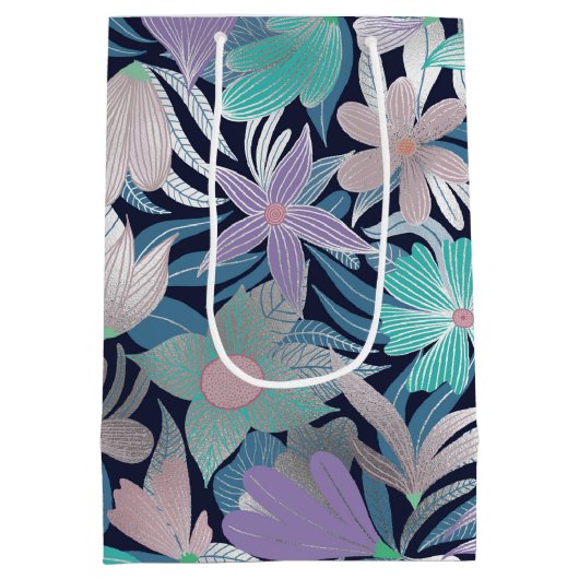 Silver Lila Blue Floral Blätter Monogramm Mittlere Geschenktüte (Rückseite)