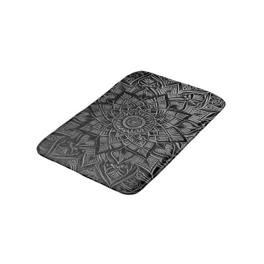 Silver Mandala Bath Mat Badematte (Schrägansicht)