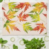 Silver Maple auf einem Küchentuch (Gefaltet)
