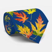 Silver Maple auf einem Neck Krawatte (Gerollt)