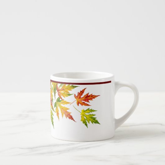 Silver Maple auf einer Espresso-Tasse Espressotasse (Rechts)