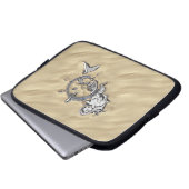 Silver Mermaid am Strand Laptopschutzhülle (Vorne Knopf)