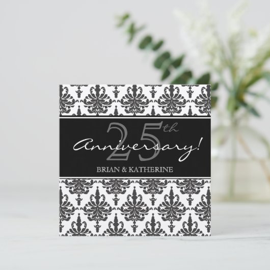 Silver Metallic 25th Wedding Anniversary Party Einladung (Stehend Vorderseite)