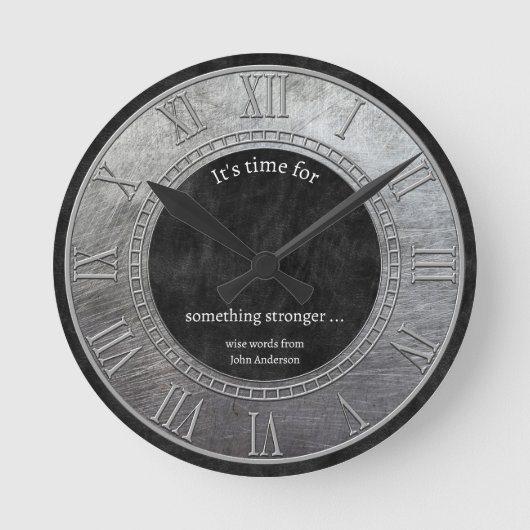 Silver Metallic Black Imitats Leather Runde Wanduhr (Vorderseite)