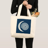 Silver Moon Spiral auf dunkelblau Jumbo Stoffbeutel (Vorderseite (Produkt))