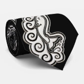 Silver Narwhal Waves Celtic Art Krawatte (Gerollt)