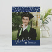 Silver & Navy Blue Confetti Foto Abschluss Ankündigung (Stehend Vorderseite)