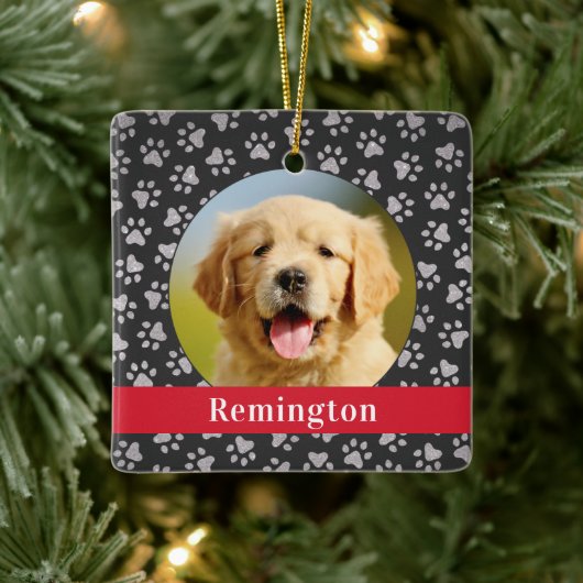 Silver Pet Paw Druckt Red Custom Dog Name Foto Keramikornament (Baum)