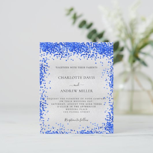 Silver Royal Blue Budget Hochzeit Einladung (Stehend Vorderseite)