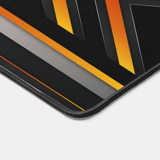 Silver. Schwarz, orange, geometrisch, Gaming Monog Schreibtischunterlage (Ecke)
