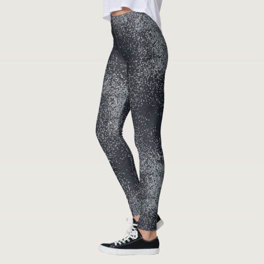 Silver Shimmer Dust Pattern – Elegant Metallic Leggings (Links)