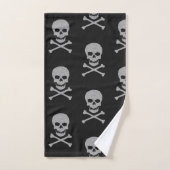 Silver Skull & Crossbones Halloween Badhandtuch Set (Handtuch)