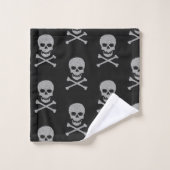 Silver Skull & Crossbones Halloween Badhandtuch Set (Waschlappen)