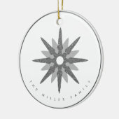 Silver Snowflake | Familienname Monogramm & Datum Keramik Ornament (Links)