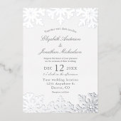 Silver Snowflake Winter Wedding Folieneinladung (Vorderseite)