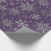 Silver Snowflakes Lila Muster Geschenkpapier (Ecke)