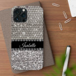 Silver Sparkle Glam Bling Personalisiert Metal Case-Mate iPhone Hülle<br><div class="desc">Dieses Design wurde mit digitaler Kunst erstellt. Für diesen Fall wird kein Glitzer verwendet. Es kann personalisiert sein, in dem Bereich bereitstellen oder anpassen, indem Sie den Klick, um weitere Option anpassen und den Namen, Initialen oder Wörter ändern. Sie können auch die Textfarbe und den Textstil ändern oder den Text...</div>