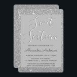 Silver Sparkle Glitzer 16 . Geburtstag Geburtstag Einladung<br><div class="desc">Silver Sparkle Glitzer 16 . Geburtstag Geburtstagsparty Einladung. Diese Einladung ist perfekt für die Sparkle Glitzer Sweet 16 Geburtstagsparty,  die stilvoll feiern möchte.</div>