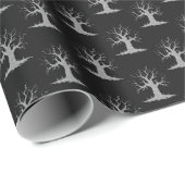 Silver Spooky Tree Halloween Geschenkpapier (Rolleneckpunkt)