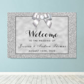 Silver & Stylish Glitzer Wedding Willkommen Leinwanddruck (Insitu (Holzboden))