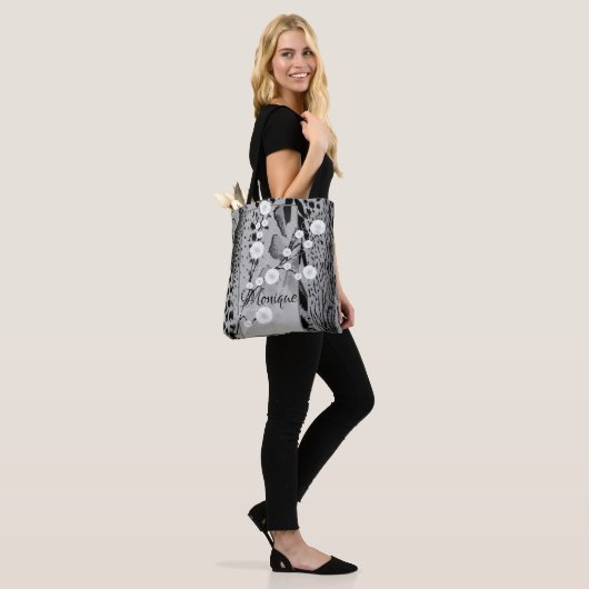 Silver Tiger Print Floral Personalisiert Tasche (Am Model)