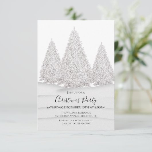 Silver Tree's Snowy Wintry Scene Weihnachten Einladung (Stehend Vorderseite)