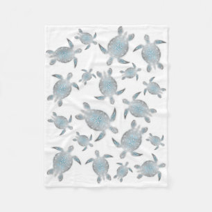Silver Turquoise Sea Turtles Pattern Coastal Fleecedecke