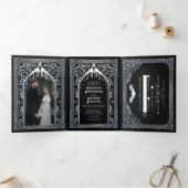 Silver Vampire Kathedrale GothicWedding Dreifach Gefaltete Einladung (Innenseite)