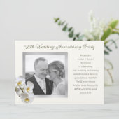 Silver Wedding Jubiläum Orchids Fotovorlage Einladung (Stehend Vorderseite)