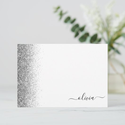 Silver White Glitzer Script Monogram Girly Dankeskarte (Stehend Vorderseite)
