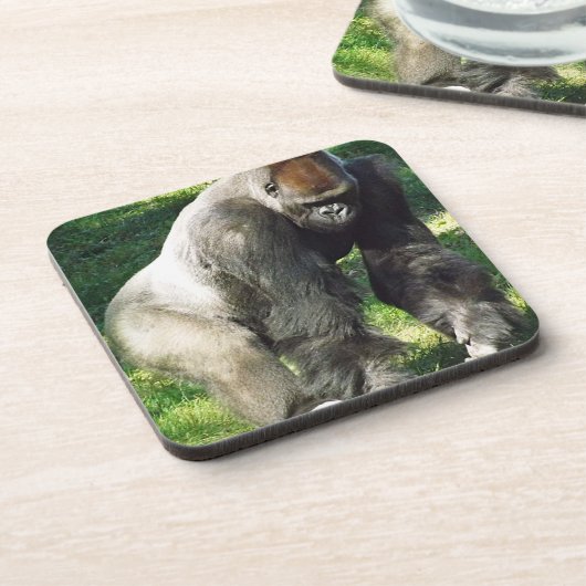 Silverback-männlicher Tiefland-Gorilla-stehendes Getränkeuntersetzer (Linke Seite)