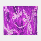 Silvery Dragonfliegen auf einem Zaubermagenta Sky Fleecedecke (Vorderseite (Horizontal))