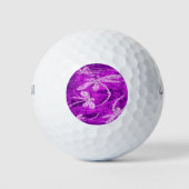 Silvery Dragonfliegen auf einem Zaubermagenta Sky Golfball (Vorderseite)