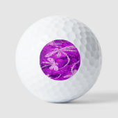 Silvery Dragonfliegen auf einem Zaubermagenta Sky Golfball (Vorderseite)