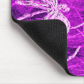 Silvery Dragonfliegen auf einem Zaubermagenta Sky Mousepad (Ecke)