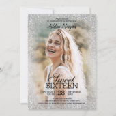 Silvery Glitzer Foto Template Sweet 16 Party Einladung (Vorderseite)