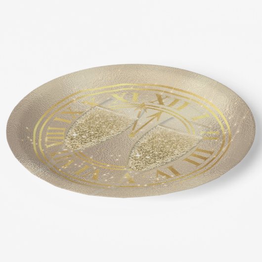 Silvester Gold Champagner Brille auf Uhr Pappteller (Schrägansicht)