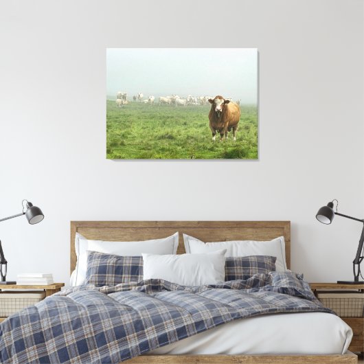 Simmental Bull in Foggy-Weide Leinwanddruck (Insitu (Schlafzimmer))