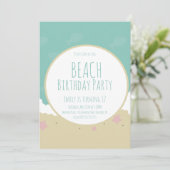 Simple Beach Birthday Party Sand Einladung (Stehend Vorderseite)