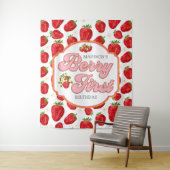 Simple Berry First Strawberry Geburtstag Hintergru Wandteppich (Beispiel)